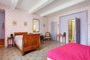 Bed and Breakfast 'Chambre Louise' with Shared Pool, Shared Garden and Wi-Fi - Image 5