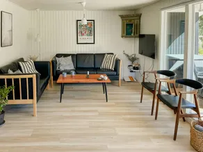Covered terrace and calm near the North Sea - Image 2