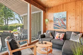 Holiday home with terrace, garden & BBQ - Image 4