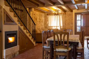 House with barbeque & terrace | Mountain view - Image 5