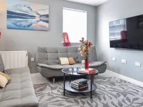 Holiday apartment with garden - Image 3