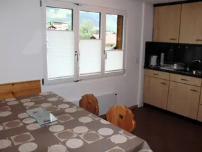 Apartamento vacacional con 4 dormitorios para 6 personas - Image 3