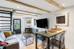 Fully equipped cottage with terrace, jacuzzi & barbeque | Garden view | Dogs allowed - Image 4