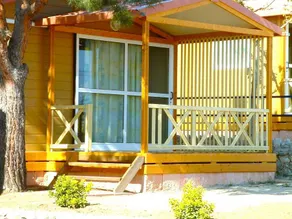 Bungalow with pool, terrace & BBQ - Image 4