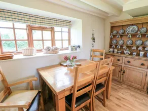 Child-friendly cottage with garden | Dogs allowed - Image 5
