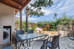 Wonderful holiday home | Mountain view - Image 3