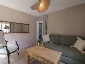 Cottage con piscina, idromassaggio e giardino - Image 3