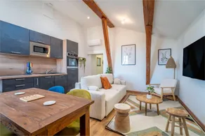 Fully equipped holiday apartment with fast internet | City view - Image 3