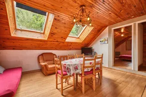 Cottage with garden, terrace & barbeque | Mountain view - Image 3