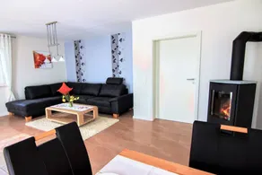 Holiday home with terrace - Image 4