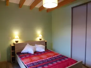 Gite with barbecue, garden & terrace | Dogs allowed - Image 4