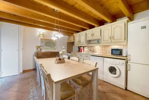 Holiday Home 'Bergerie at Domaine de Cabu' with Mountain View, Shared Pool and Wi-Fi - Image 2