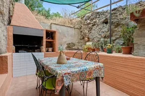 Children-friendly house with garden, barbeque & terrace | Mountain view | Suitable for remote work | Dogs allowed - Image 3