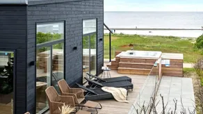 Family-oriented nice house with garden - Image 4