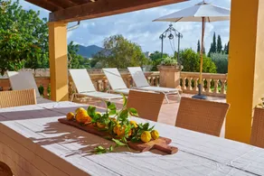 Maison de campagne adaptée aux familles avec internet haut débit, piscine et terrasse | Vue jardin | Parfaite pour le travail à distance | Avec animaux autorisés - Image 3