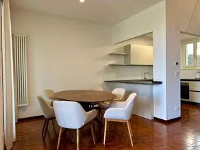 Fully equipped charming holiday home with terrace, hot tub & garden | Lake view | Next to the beach - Image 5