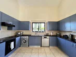 Wunderschöne Villa mit Grill, Garten und Terrasse - Image 4
