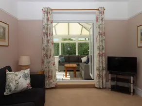 Children-friendly cottage with garden | Dogs allowed - Image 4