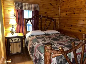 Cute Cabin with Private Hot Tub for Amazing Hiking Vacations near Cook Forest, PA - Image 3