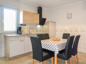 Atractivo apartamento vacacional con terraza, jardín y barbacoa | Se admiten mascotas - Image 4