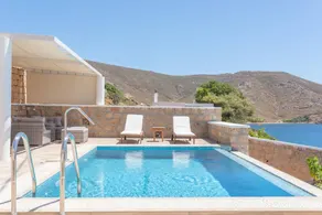 Family-friendly wonderful villa with pool, terrace & fast internet | Sea view | Close to the beach - Image 2
