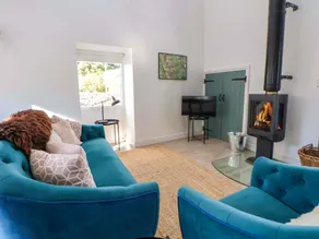 Cottage avec barbecue et jardin - Image 4
