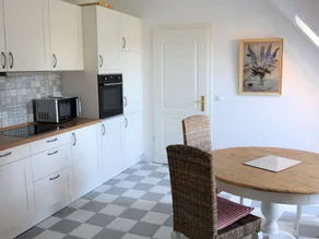 Apartment with garden | Lake view | Pets allowed - Image 2