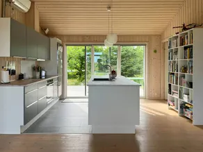 House with terrace & garden - Image 5