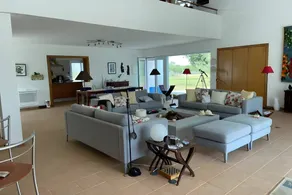 Attraente appartamento accogliente e familiare con giardino, piscina privata e barbecue | Vista sul giardino - Image 3