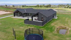 House with terrace, sauna & jacuzzi - Image 5