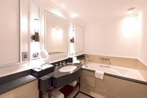 InterContinental Singapore - Image 2