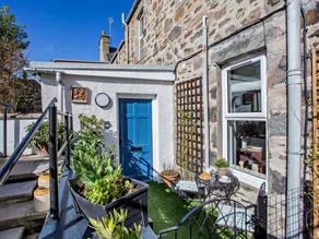 Flat with garden - Image 4