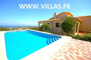 Villa with barbeque, terrace & garden | City view - Image 2