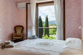 Fantastica casa totalmente attrezzata con giardino, piscina riscaldata e terrazza | Vista sul giardino | Ideale per lavorare da remoto - Image 2