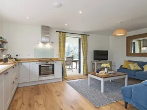 Family-oriented cottage with garden | River view | Pets allowed - Image 2