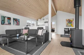 Fully equipped house with terrace, sauna & barbecue | Sea view - Image 3