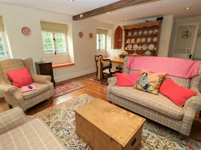 Child-friendly cottage with garden | Pets are welcome - Image 4