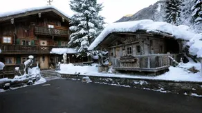 Holiday home with garden, terrace & BBQ | Mountain view | Pets are welcome - Image 5