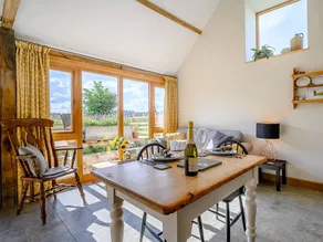 Cottage with garden | River view - Image 4