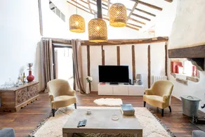 Child-friendly pleasant holiday home with barbecue, terrace & heated pool | Mountain view | Perfect for remote work | Dogs allowed - Image 4