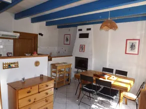 House with garden & barbeque | Garden view - Image 2