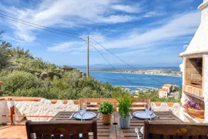 Lovely holiday home with garden, pool & terrace - Image 2