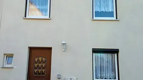 Holiday Home 'Vacation at Geiseltalsee' with Lake View and Wi-Fi - Image 3