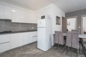 Lovely flat with BBQ & terrace | Pet-friendly - Image 5