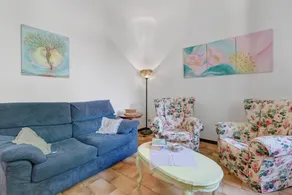 Apartment with garden & barbecue | Garden view - Image 3