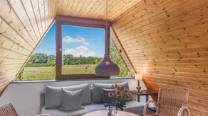 Holiday home with sauna, terrace & garden - Image 5