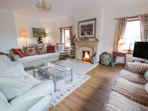 Child-friendly cottage with garden | Dogs allowed - Image 4