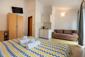 Studio with 1 room for 4 persons - Image 2