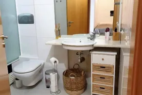 Appartement avec jardin, jacuzzi et piscine privée | Vue jardin - Image 3