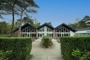 Lovely holiday home with garden & terrace | Pets are welcome - Image 2